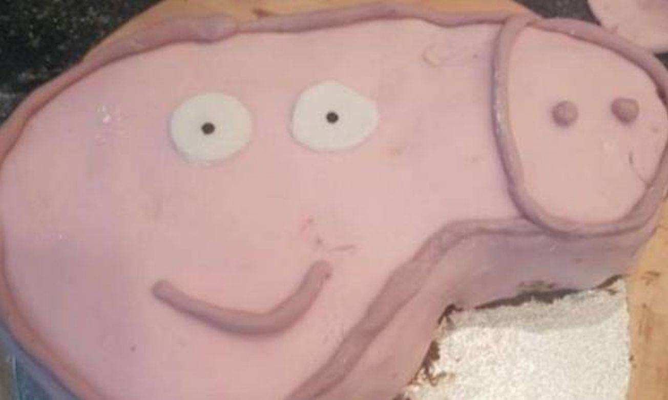  pepa parse torta izgleda kao penis društvene mreze facebook 