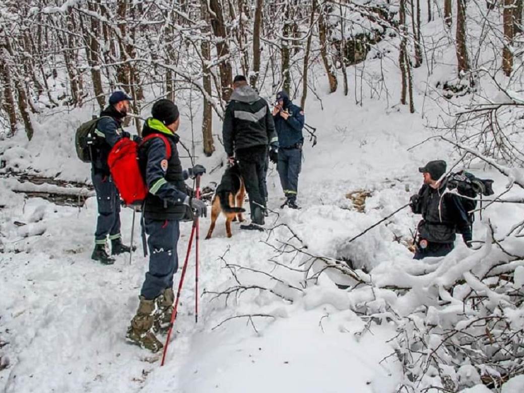  dragacevo nestanak dve osobe potraga sneg 