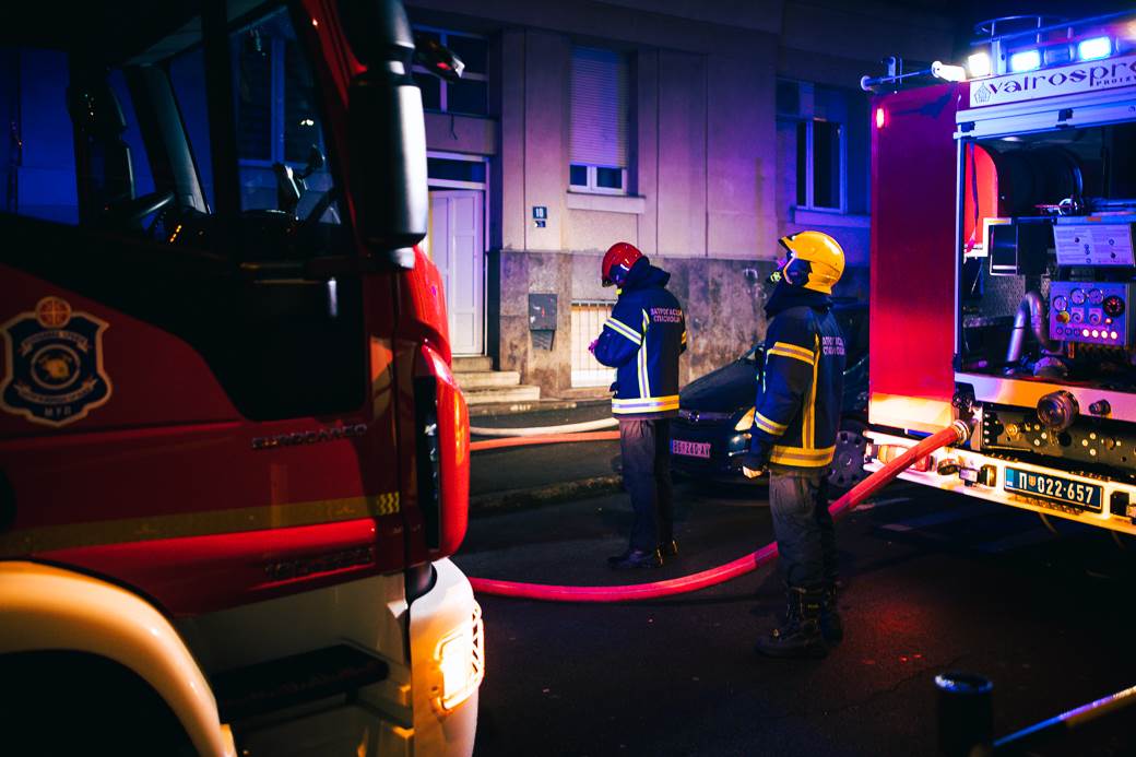  Požar u napuštenoj fabrici na Novom Beogradu 