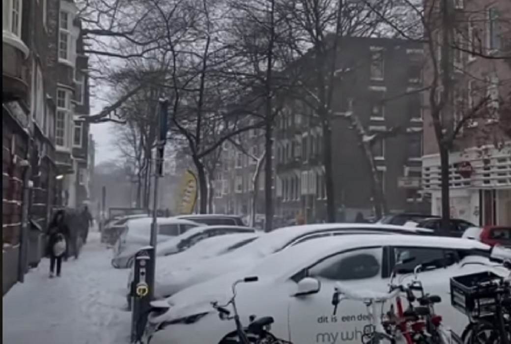  holandija nemacka sneg zima snezna oluja video 