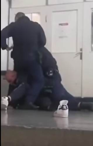 policajci tukli muskarca jer nije imao masku hrvatska 