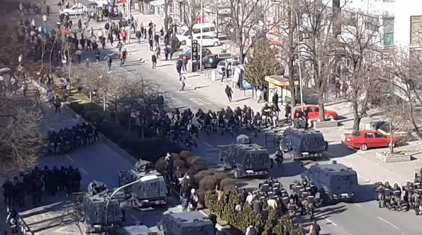  severna makedonija skoplje protest albanaca dozivotna robija petostruko ubistvo slucaj monstrum  