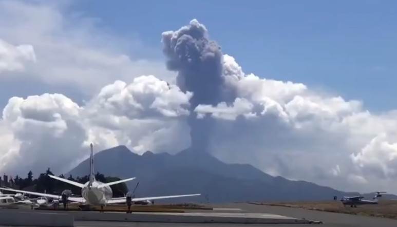  gvatemala erupcija vulkana pakaja zatvoren aerodrom 