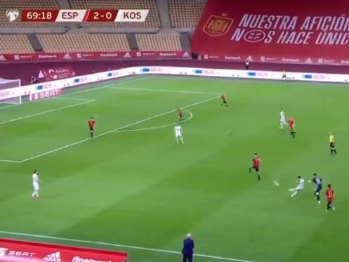  kosovo gol spanija kvalifikacije greska golmana 40 metara prazna mreza 