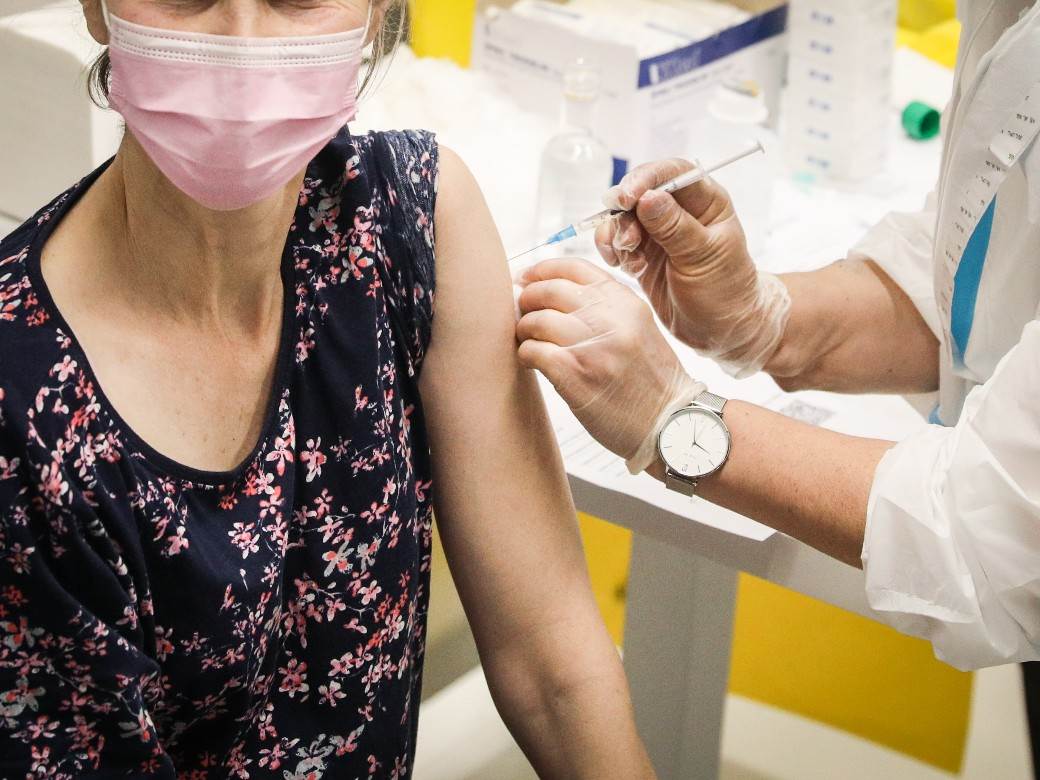  Koliko se vakcinisanih zarazilo koronom  