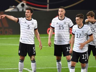  raskol reprezentacija nemacke fudbaleri protiv selektora joahim lev 