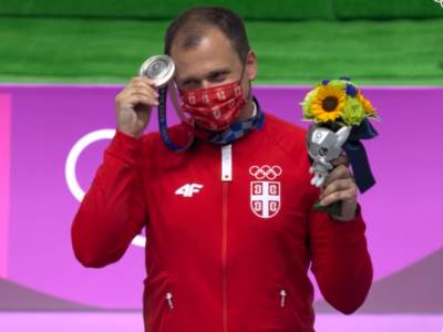  Damir Mikec na ceremoniji dodele medalja 