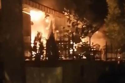  U požaru u Novom Sadu izgorela bašta kafića 