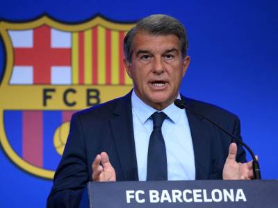 Laporta i Barselona tvrde da sudije pomažu Realu 