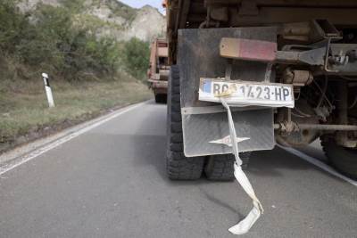  Srpske kamiondžije blokirale put od Kosovske Mitrovice do Raške 