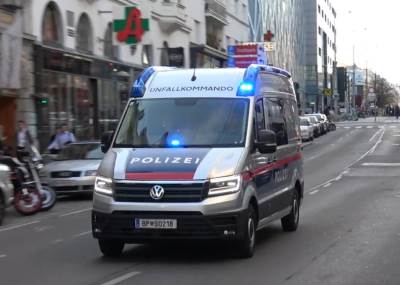  Muškarca u Beču deset osoba seklo mačetama preminuo u bolnici 