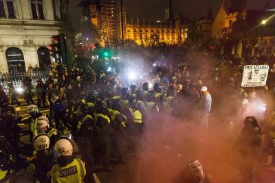 Sukob policije i demonstranata u Londonu 