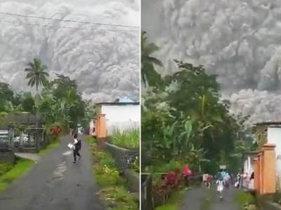  Snimak erupcije vulkana na ostrvu Java 