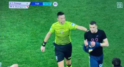 Fudbaler Torina molio sudiju da mu pokaže žuti karton 