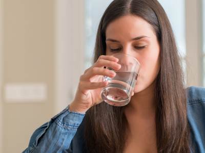 Zašto je važno piti vodu ujutru 