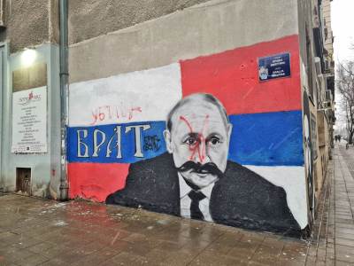  Prežvrljan Putinov mural  