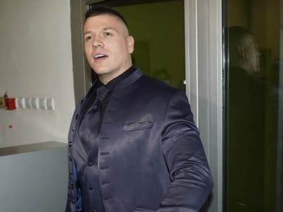  Pevač Sloba Radanović maltretira decu u školi u koju ide njegov sin 