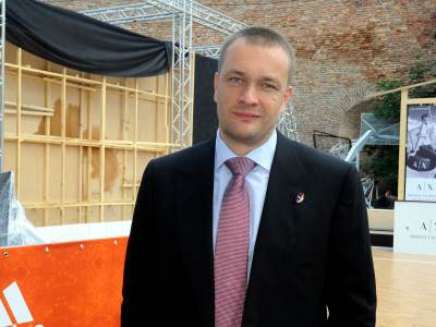  Andrej Vatutin 