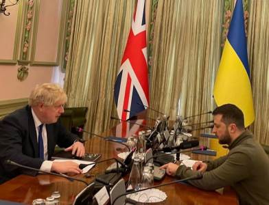  Britanija će da obučava 10.000 ukrajinskih vojnika 