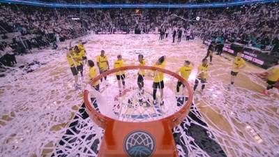 FIBA Liga šampiona puna hala u Klužu i koreografija navijača 