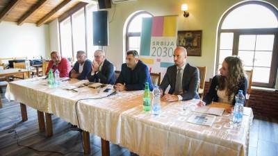  Srbija 2030: Albanskoj nacionalnoj zajednici ne sme se uskraćivati pravo na parlament 