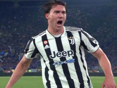  Dušan Vlahović gol za Juventus u finalu Kupa Italije 