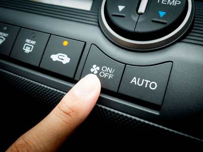  Koje dugme u autu ne treba pritiskati  