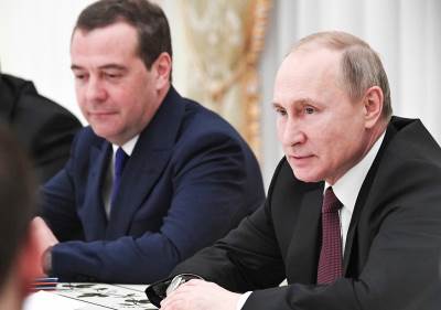  Medvedev upozorio da je napad na Kijev tek početak 