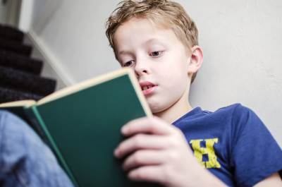  Deca bolje razumeju odštampan tekst od digitalnog 