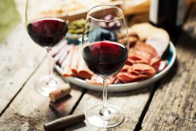  Wine Vision GASTRONOMIJA I VINO: Jedino pravilo je šta se sa vinom nikada ne čini! 