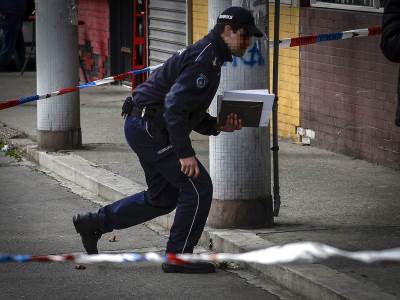  Muškarac nožem ubadao ljude u Beogradu 