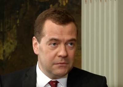  Medvedev o uticaju Francuske na bivše kolonije 