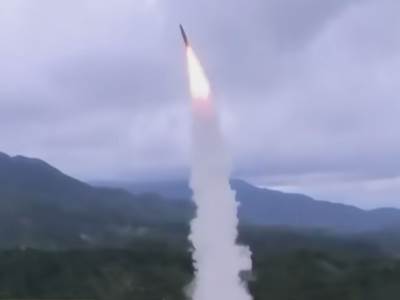  Severna Koreja ispalila balističku raketu 