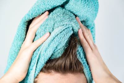  5 pravila za pranje kose kod kuće 