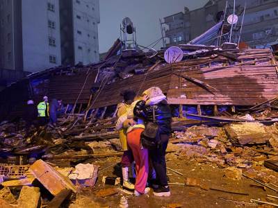 Zemljotres zakopao bolnicu na jugu Turske 
