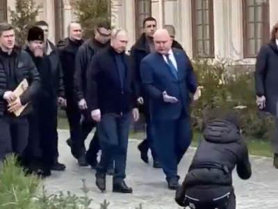  Putin vuče nogu na proslavi aneksije Krima 