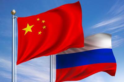  Premijeri Kine i Rusije razgovarali telefonom 