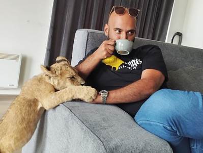  Biznismen u Sarajevu ima lava kao kućnog ljubimca 
