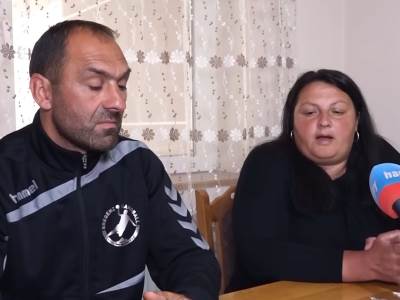  Majka i otac ubijenog policajca i sestre kod Mladenovca 