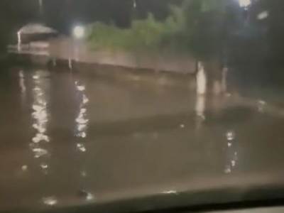  Poplavljena domaćinstva u blizini Leskovca 