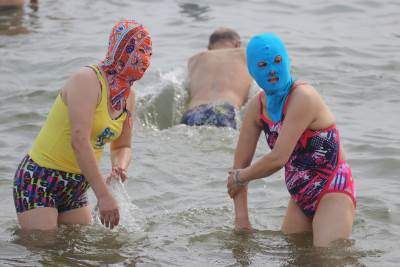  Facekini maska za kupanje u Kini 
