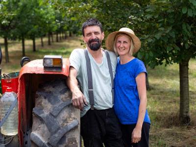  Beograđanin zasadio višnje u Feketiću i pravi traženi sok 