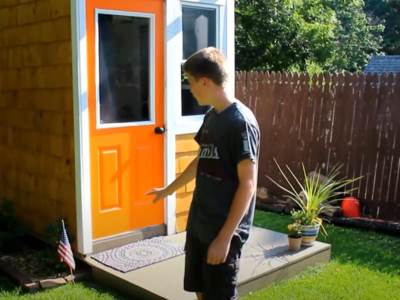  Dečak sa 12 godina počeo da pravi kuću 