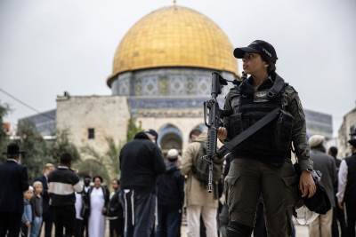  Izraelska policija preduzima mere dok krajnje desničarski jevrejski doseljenici upadaju u dvorište džamije Al-Aksa 