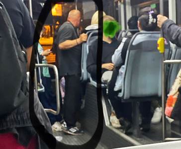  Pedofil napao devojčice u autobusu u Beogradu 