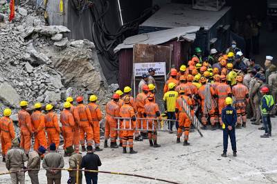  Svi radnici izvučeni iz zatrpanog rudnika u Indiji 