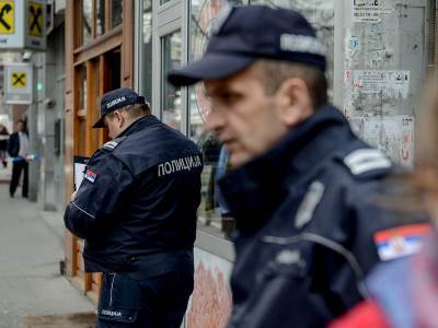  Pretučene dve maloletnice pored kafića u Vranju 