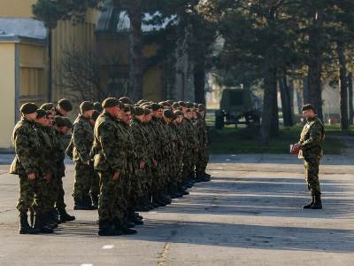  Vojska Srbije do kraja meseca dostavlja Vučiću predlog obaveznog vojnog roka 