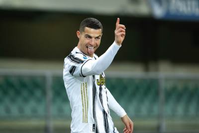  Kristijano Ronaldo 