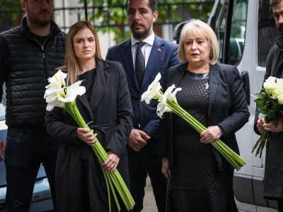  Premijer Srbije i članovi Vlade odaju počast ubijenima u Ribnikaru 